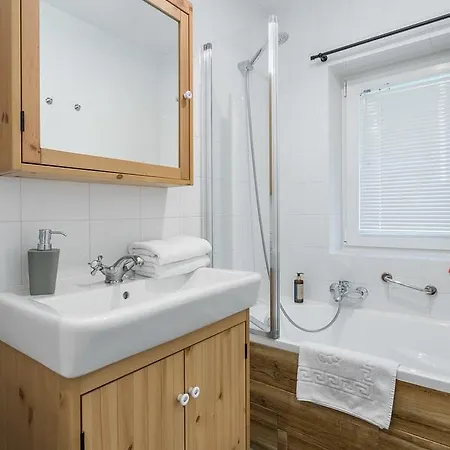 Rent Like - Kasprusie Ii Appartement *
